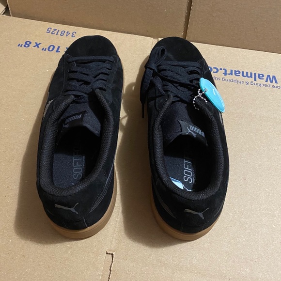 Size 9 puma suede soft foam - Picture 3 of 3